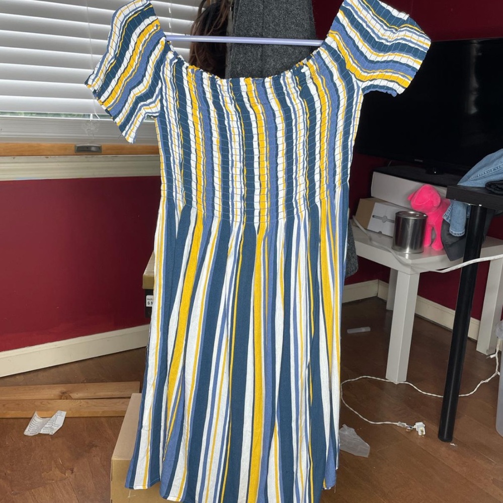 Off shoulder sun dress
